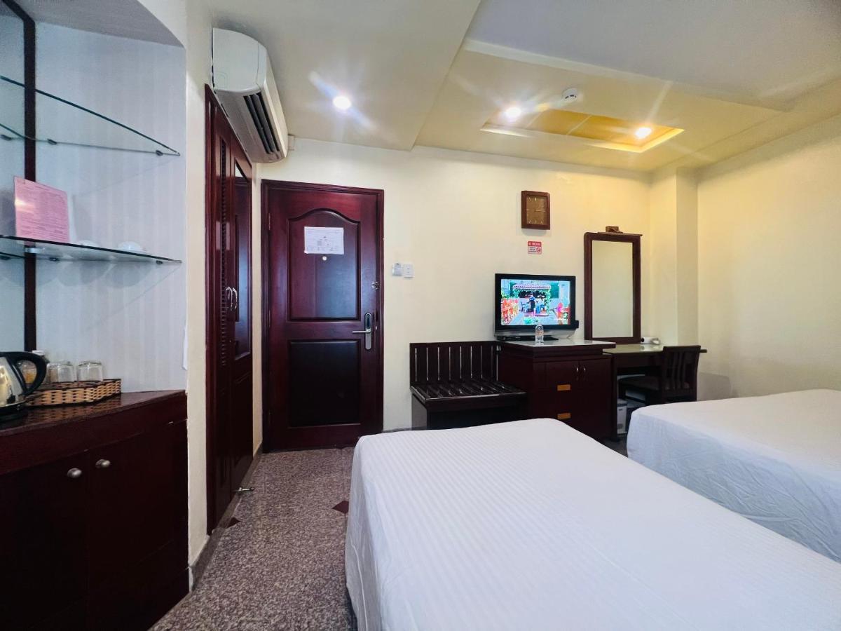 Lucasta Saigon Hotel โฮจิมินห์ซิตี้ ภายนอก รูปภาพ
