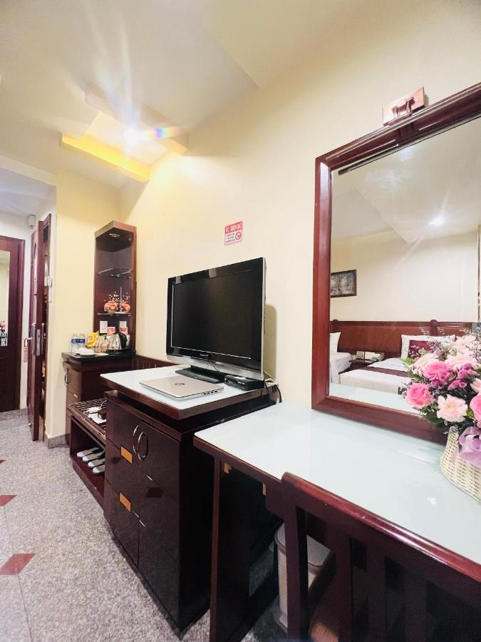 Lucasta Saigon Hotel โฮจิมินห์ซิตี้ ภายนอก รูปภาพ