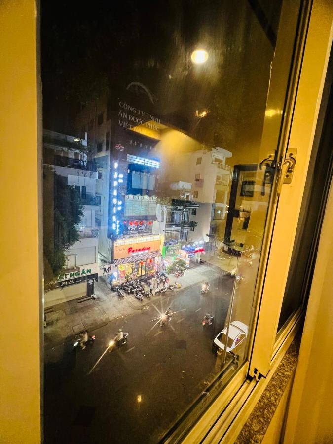 Lucasta Saigon Hotel โฮจิมินห์ซิตี้ ภายนอก รูปภาพ