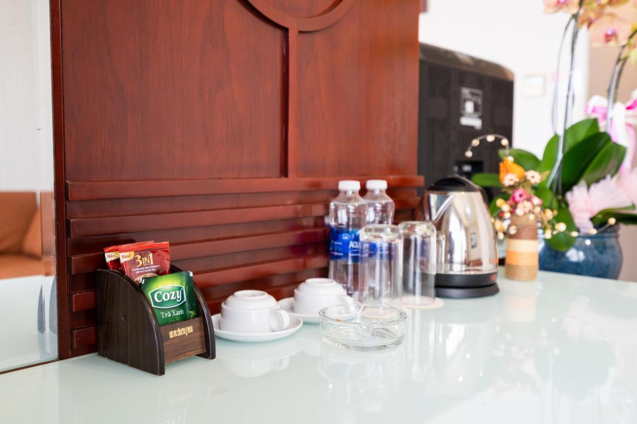 Lucasta Saigon Hotel โฮจิมินห์ซิตี้ ภายนอก รูปภาพ