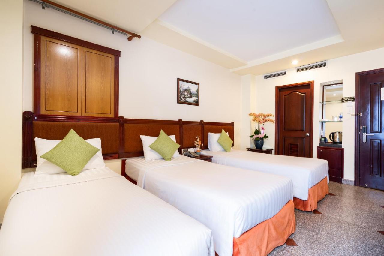 Lucasta Saigon Hotel โฮจิมินห์ซิตี้ ภายนอก รูปภาพ