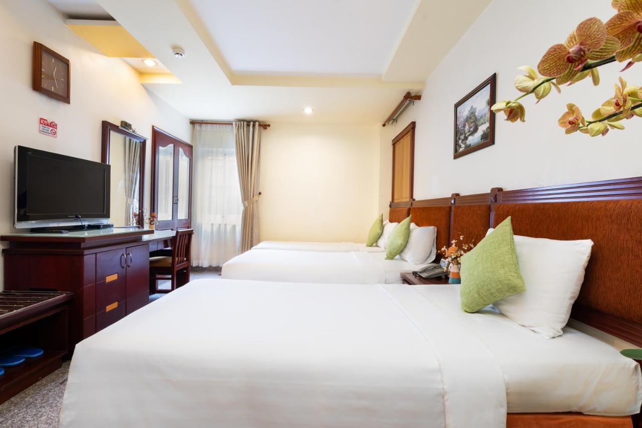 Lucasta Saigon Hotel โฮจิมินห์ซิตี้ ภายนอก รูปภาพ